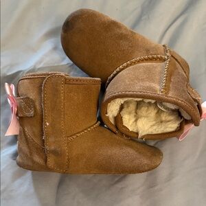 Brown Baby Booties with Pink Bow